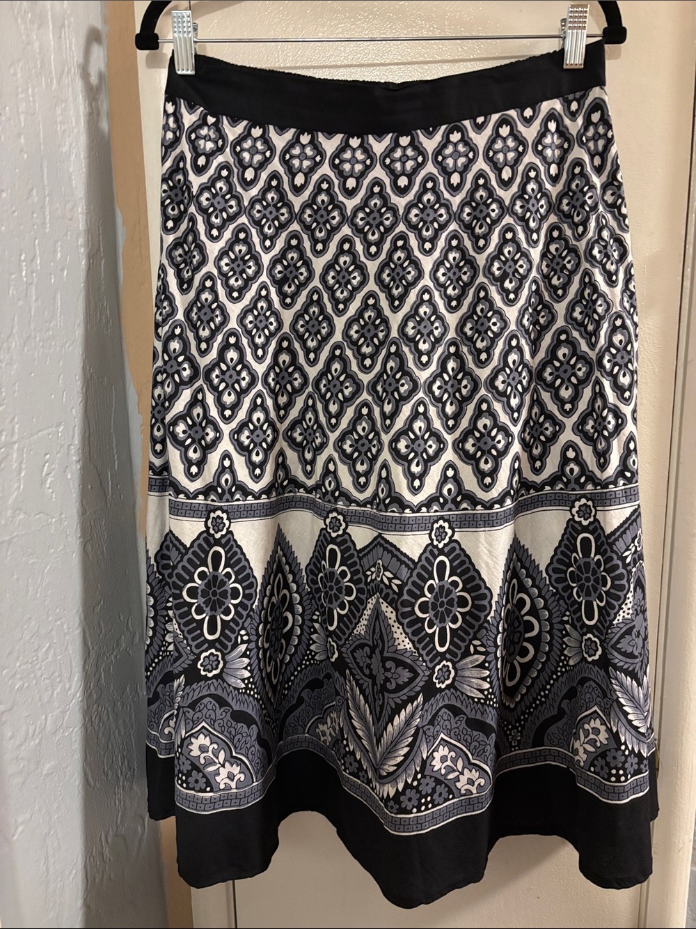 Black and White Printed A-Line Skirt
